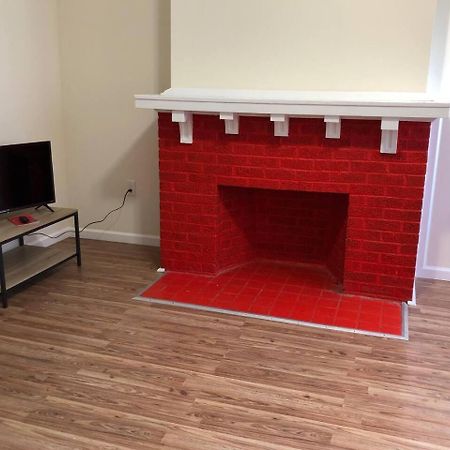 Large And Private 3 Bedroom And 1 Bathroom Apartment Near Newark International Airport Ewr And New York City Extérieur photo