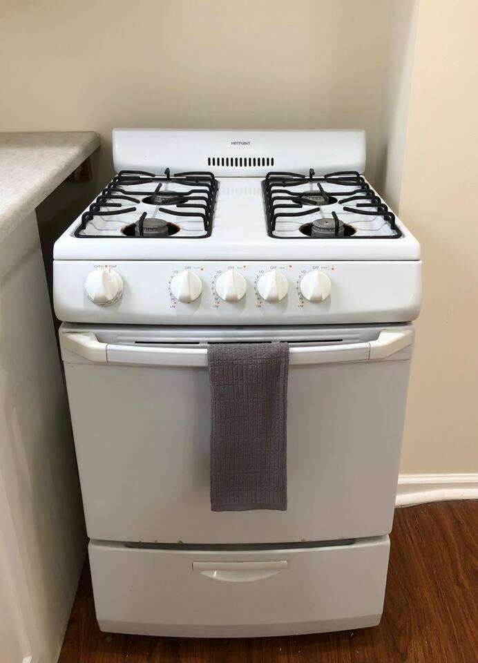 Large And Private 3 Bedroom And 1 Bathroom Apartment Near Newark International Airport Ewr And New York City Extérieur photo